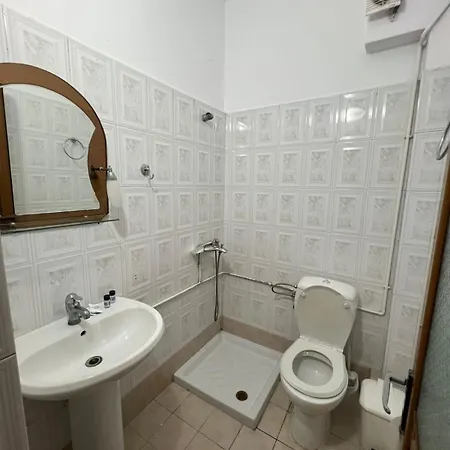 Center ساراندا